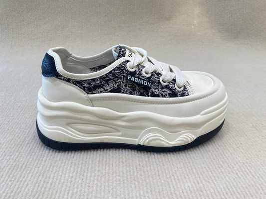 Chinese style embroidery low-top women casual sport lightweight comfortable round head