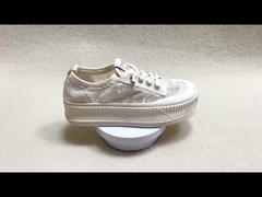 Women casual fashion shoes with breathable meth surface and lace up
